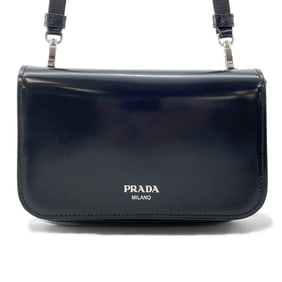 Prada handbag in brushed leather, black, 2VD061