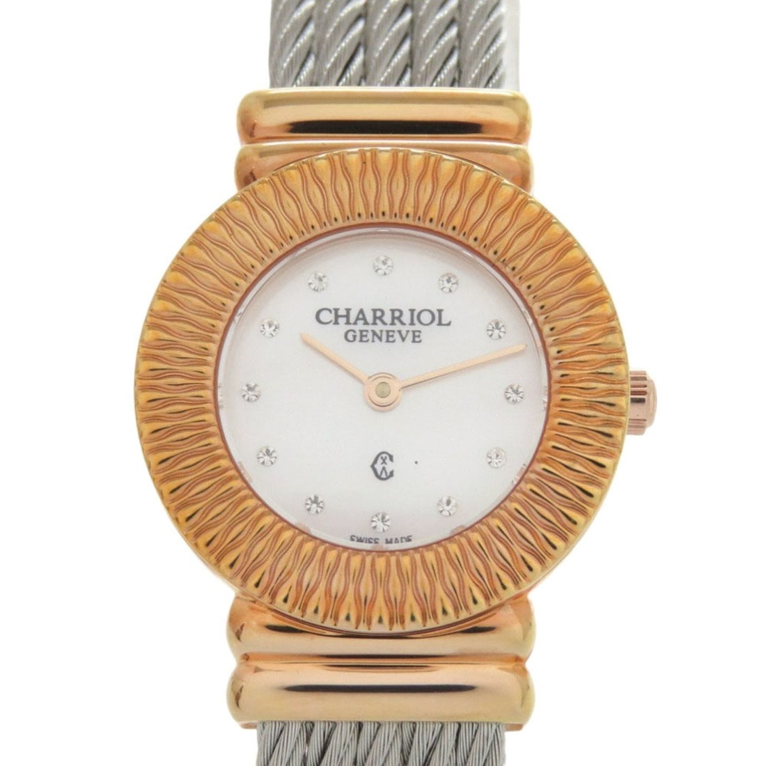 Unused Charriol Saint-Tropez 028IP.540.326 Stainless Steel White Shell with Dial and Gold Quartz: --- Catalog ---Category: SizeWrist Size: 15cm / 5.9''Case Diameter: 25mm / 0.98''Category: DesignType: WristwatchGender: WomenColor (Dial): White shellMaterial (Band): Stainless steelMaterial (Case):