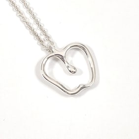 TIFFANY & Co. Tiffany Apple Elsa Peretti Necklace in 925 Sterling Silver for Women