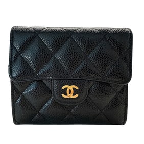 CHANEL Matelasse Women's Bifold Wallet in Black Caviar with Gold Hardware