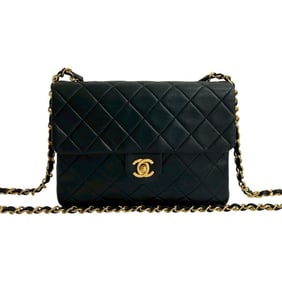 CHANEL Matelasse Coco Mark Lambskin Chain Shoulder Bag Pochette Black 07960