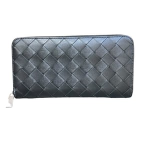 Bottega Veneta Intrecciato Round Leather Long Wallet for Men