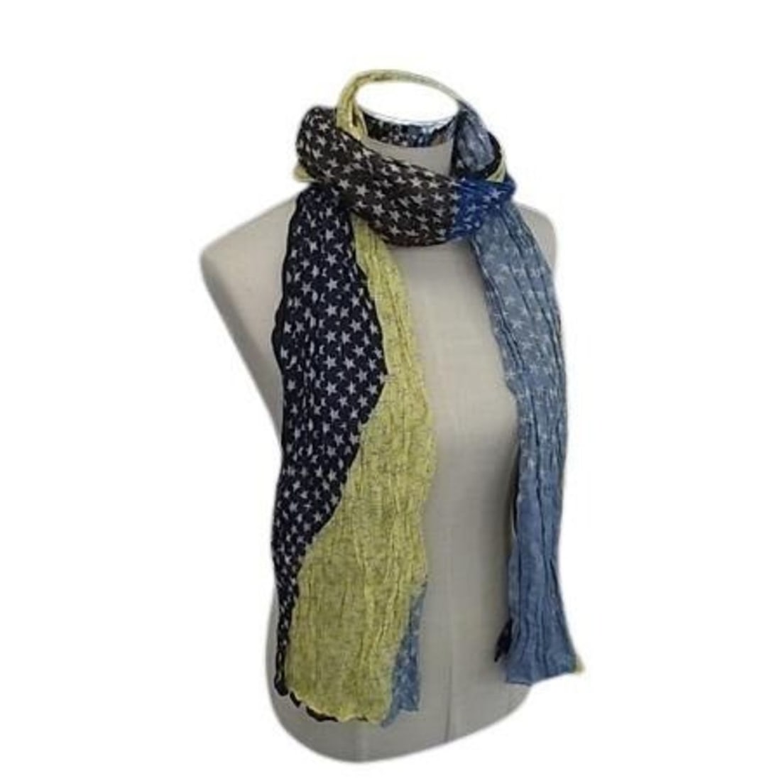 LOUIS VUITTON Etoile Monogram Stars Stole M72836 Multicolored 70% Linen, 30% Silk Women's Star: --- Catalog ---Category: SizeSize (LxW): 1.96m x 60cm / 77.16'' x 23.62''Category: DesignType: ScarfColor: Multi-colorGender: WomenMaterial: Linen 70%, Silk 30%Category: GeneralBrand: Louis VuittonCou