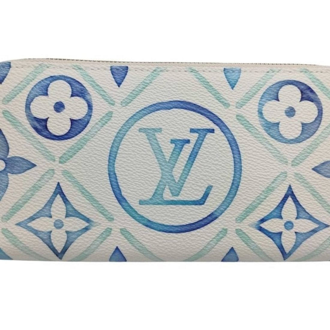 LOUIS VUITTON Zippy Wallet by the Pool M83624 Lagoon Blue Monogram Tile Round Long for Men and Women: --- Catalog ---Category: SizeSize (HxWxD): 10.5cm x 19.5cm x 2.8cm / 4.13'' x 7.67'' x 1.1''Category: DesignType: Long wallet (bi-fold)Color: BlueGender: Men,WomenCategory: GeneralMPN: M83624Brand: Lo