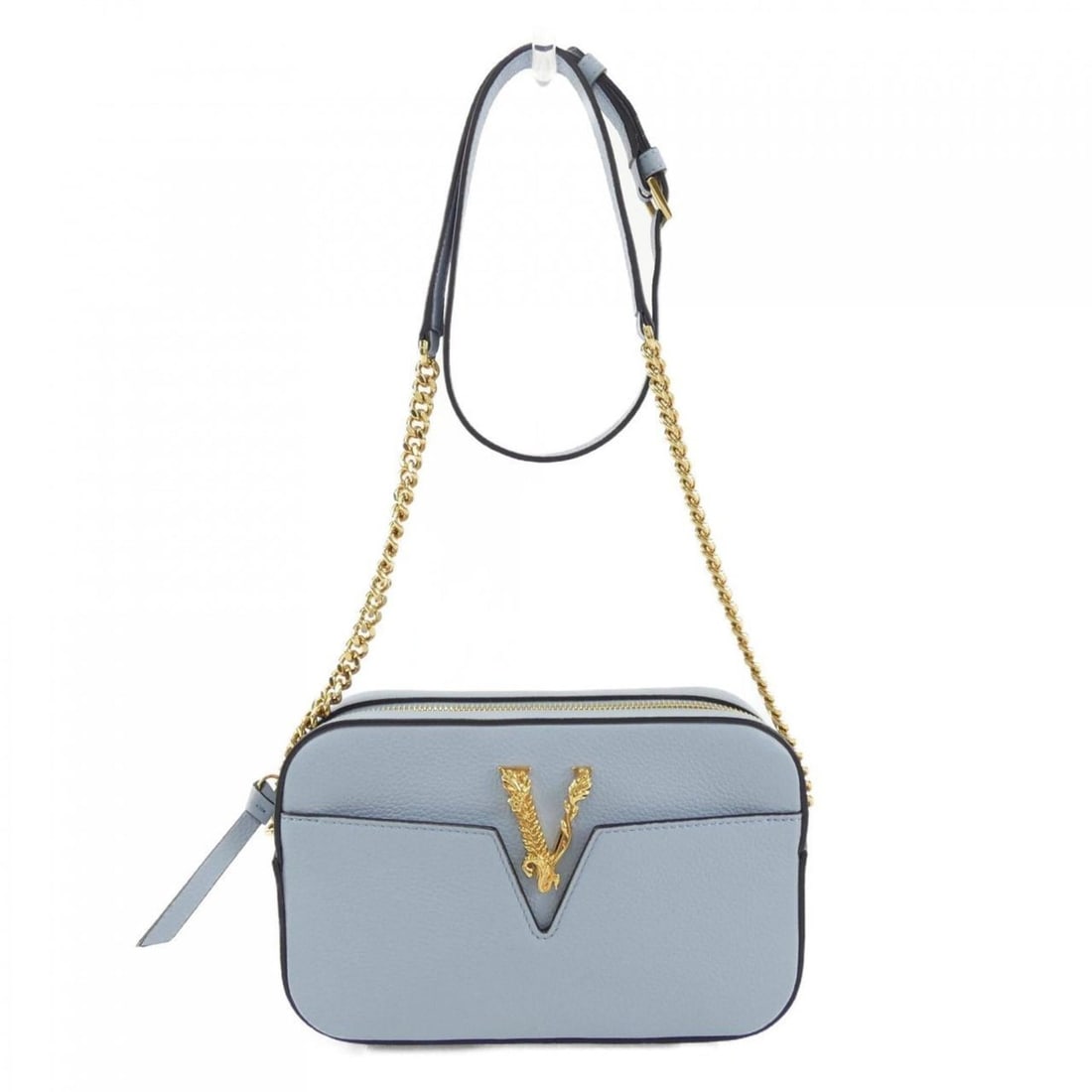 VERSACE handbags: --- Catalog ---Category: SizeSize (HxWxD): 14cm x 22cm x 6cm / 5.51'' x 8.66'' x 2.36''Category: DesignType: HandbagColor: BlueGender: WomenCategory: GeneralBrand: Versace--- Item List ---Section: Con
