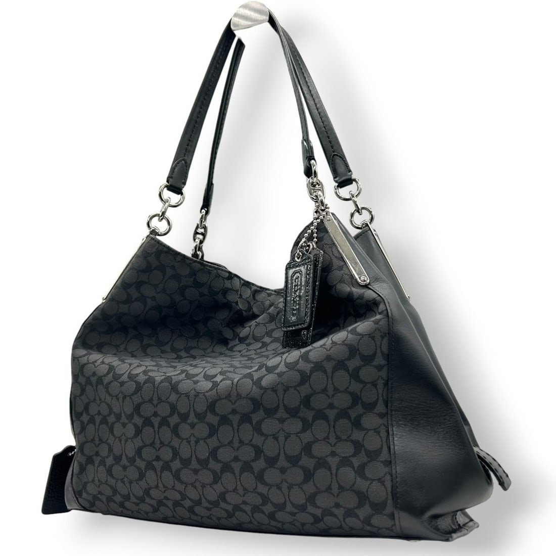 Coach Dalton 31 (79697) Tote/Shoulder Bag in Signature Canvas and Leather with Black Gray Chain,: --- Catalog ---Category: SizeSize (HxWxD): 23cm x 38cm x 12cm / 9.05'' x 14.96'' x 4.72''Category: DesignType: Shoulder bag, Tote bagColor: Black, GrayGender: WomenMaterial: Canvas , Leather Category: