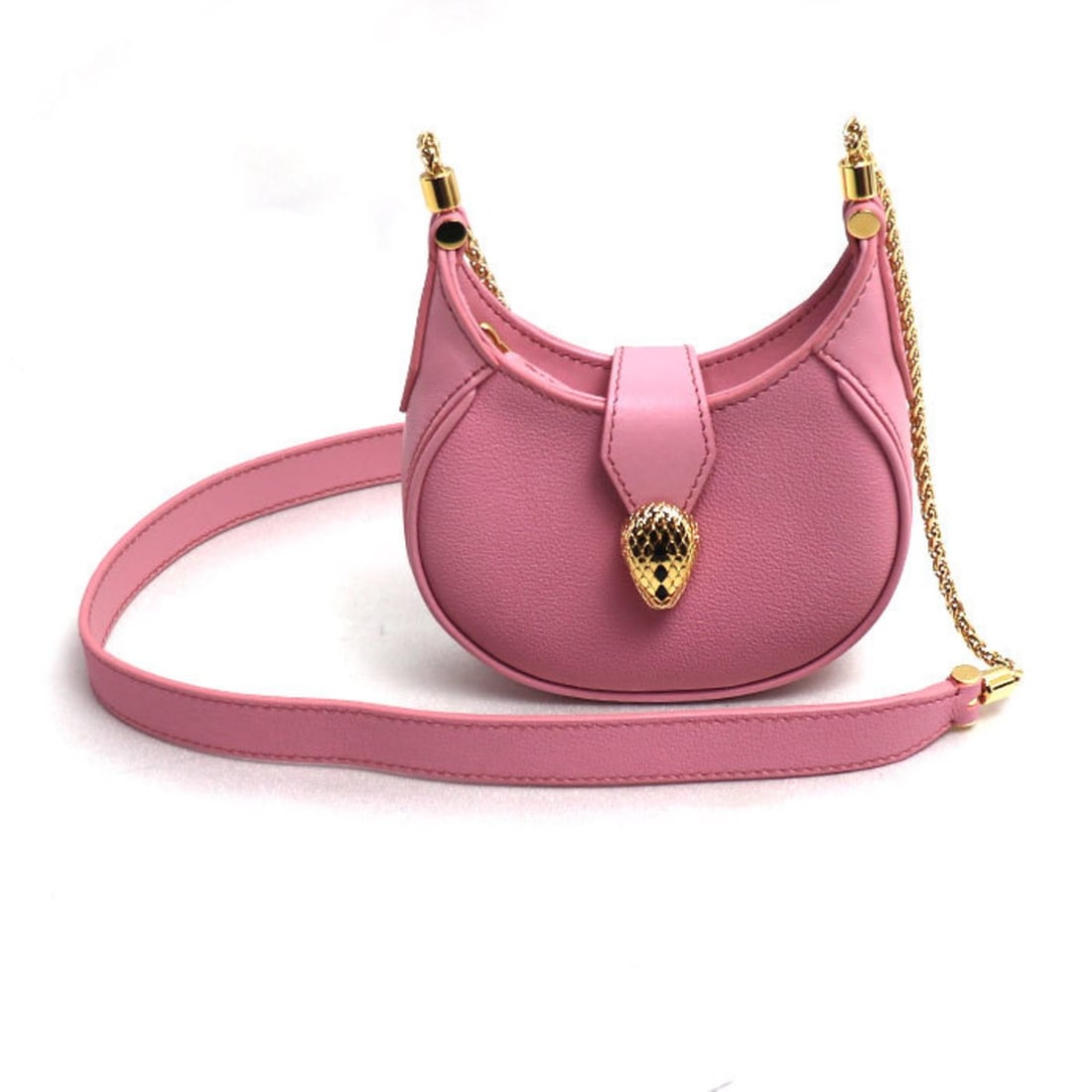 BVLGARI Serpenti Ellipse Micro Shoulder Bag, Pink, Women's: --- Catalog ---Category: SizeSize (HxWxD): 8.5cm x 13cm x 3cm / 3.34'' x 5.11'' x 1.18''Category: DesignType: Shoulder bagColor: PinkGender: WomenMaterial: Leather Category: GeneralBrand: BvlgariCount