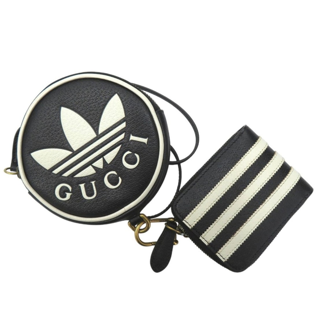 Unused Gucci x adidas Originals Mini Neck Pouch, Multi-Purpose Wallet/Coin Case with Strap, Black: --- Catalog ---Category: SizeSize (HxWxD): 14cm x 14cm x 3cm / 5.51'' x 5.51'' x 1.18''Category: DesignType: Coin purse/coin caseColor: BlackGender: WomenMaterial: Leather Category: GeneralBrand: Gucc