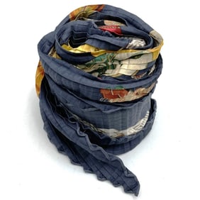 HERMES Latham pleated scarf/muffler in grey silk for men and women