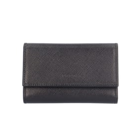 Pre-owned Prada leather key case for men.