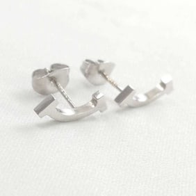 Tiffany 18KWG T Smile Earrings 6421