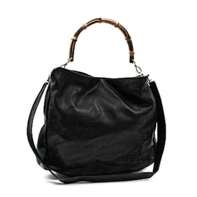 Gucci Bamboo Shoulder Bag in Black Leather for Women