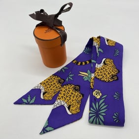 HERMES Twilly Scarf/Muffler LES LEOPARDS Leopard Print Silk Purple for Men and Women