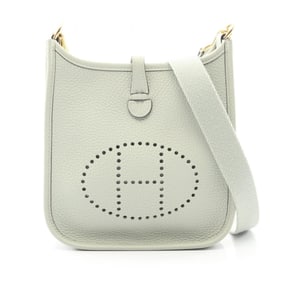 Hermes Hermès Evelyn TPM shoulder bag in Taurillon Clemence leather, green for women.