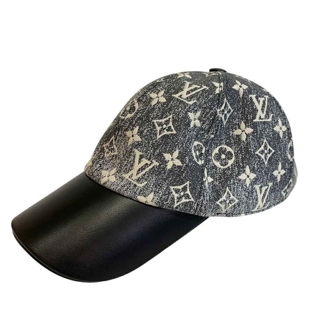 LOUIS VUITTON M7028L Monogram Jacquard Cap, Black, Unisex: --- Catalog ---Category: DesignType: CapColor: BlackGender: UnisexMaterial: Denim Category: GeneralBrand: Louis VuittonModel: M7028LCategory: MeasurementsCircumference: 58cm / 22.83''--- Item List ---