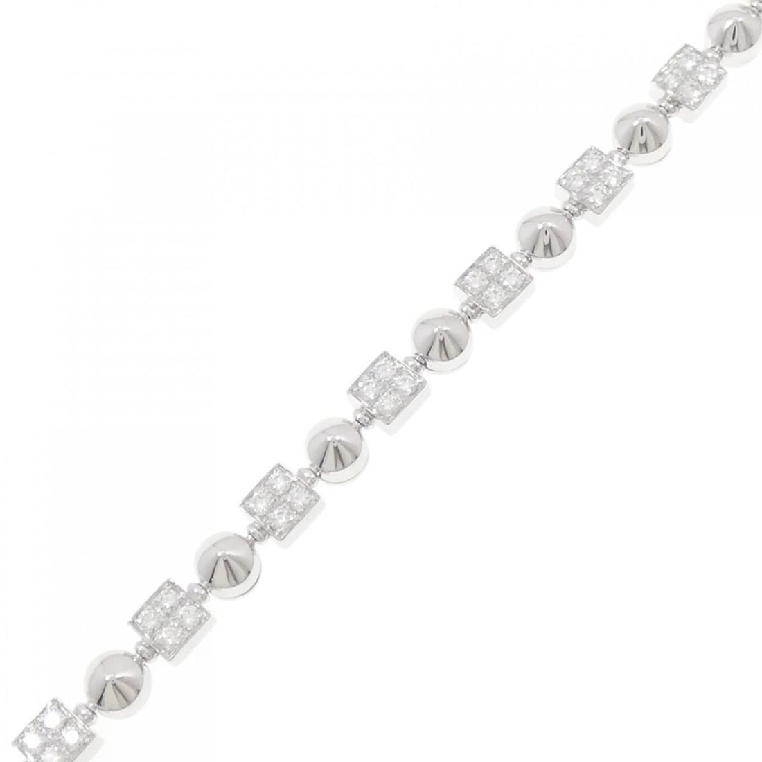 Bvlgari Lucia Bracelet: --- Catalog ---Category: SizeLength: 18.5cm / 7.28''Category: DesignType: Charm braceletColor: White goldStone: DiamondGender: WomenMaterial: White gold (18K)Category: GeneralBrand: Bvlgari--- Item Li