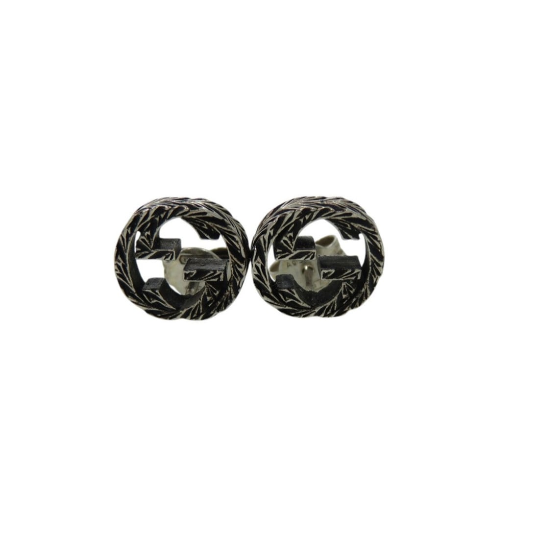 Excellent condition Gucci Interlocking G Sterling Silver 925 Earrings 1334: --- Catalog ---Category: SizeSize (HxWxD): 10.00mm x 10.00mm / 0.39'' x 0.39''Category: DesignType: Stud earringsColor: SilverGender: WomenMaterial: Silver 925Category: GeneralBrand: GucciCountry of O