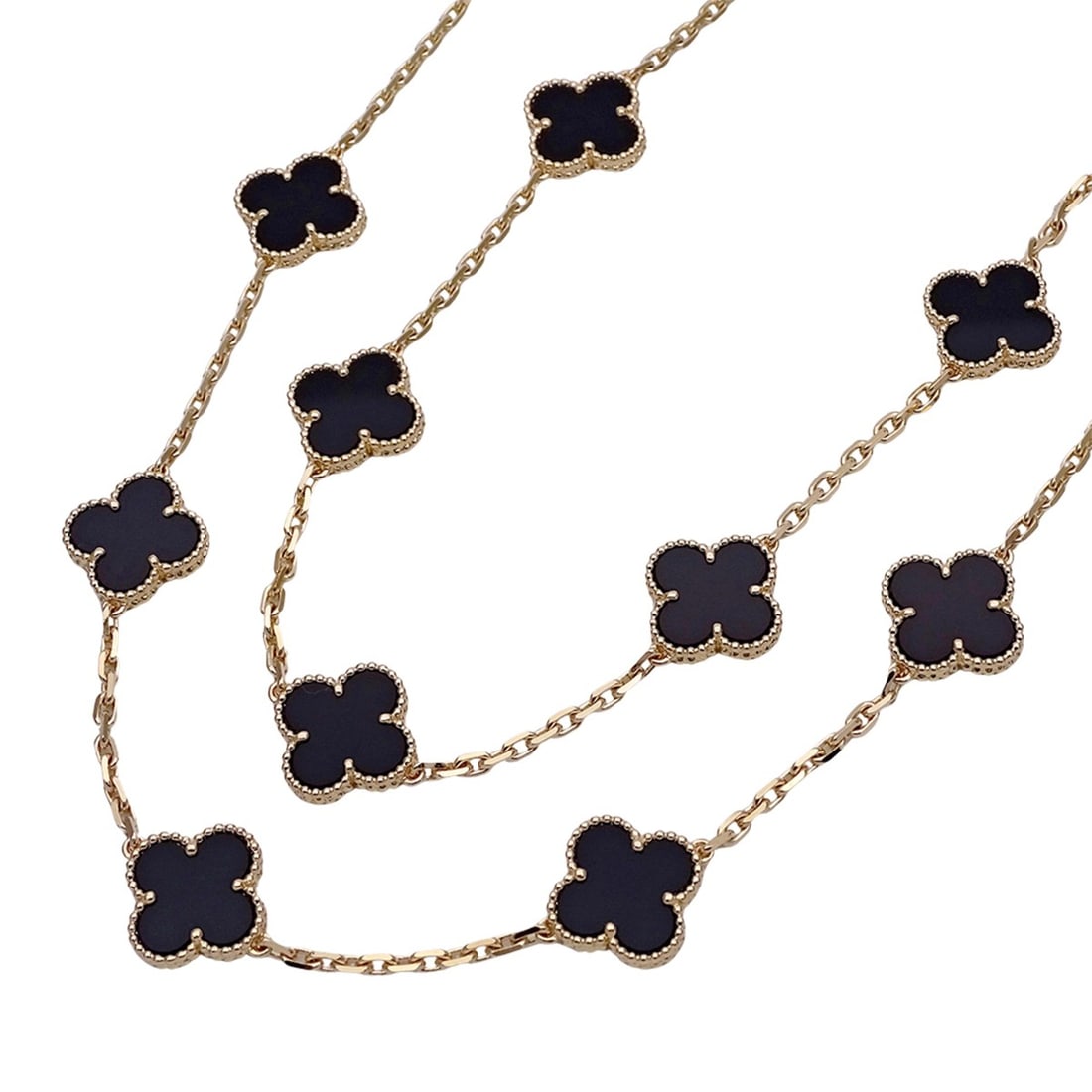 Van Cleef & Arpels Vintage Alhambra Necklace for Women, 20 Motifs, 750YG Onyx, Yellow Gold, Black: --- Catalog ---Category: SizePendant Size: 14.8mm x 17.8mm / 0.58'' x 0.7''Neck Circumference: 85 cm / 33.46''Category: DesignColor: Yellow goldStone: OnyxGender: WomenSeason: VintageMaterial: Yellow