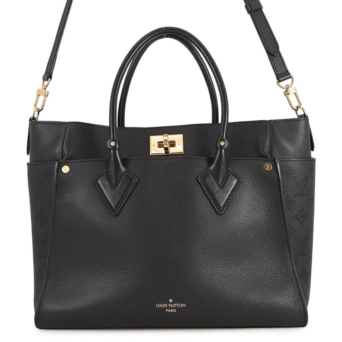 Louis Vuitton handbag in calf leather/Monogram Mahina "On My Side GM" M22225, black.: --- Catalog ---Category: SizeSize (HxWxD): 28cm x 33.5cm x 17cm / 11.02'' x 13.18'' x 6.69''Category: DesignType: HandbagColor: NoirGender: WomenMaterial: Monogram , Leather Category: GeneralBrand: Lo