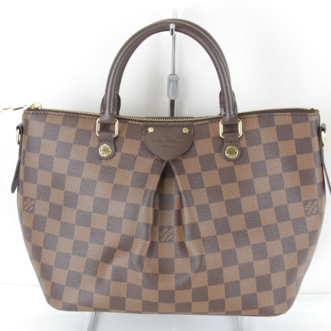 LOUIS VUITTON Siena N41545 Handbag Damier Canvas Women's: --- Catalog ---Category: SizeSize (HxWxD): 20cm x 33cm x 12cm / 7.87'' x 12.99'' x 4.72''Handle Length: 27cm / 10.62''Category: DesignType: HandbagColor: Damier CanvasGender: WomenClosure: ZipperMater