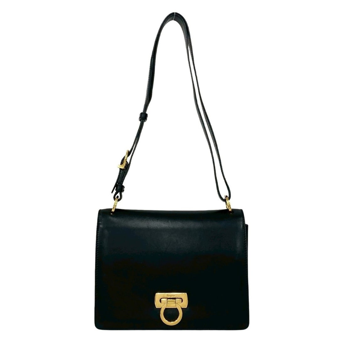 Salvatore Ferragamo Gancini Leather Shoulder Bag/Semi-Shoulder Bag, Black, 28118: --- Catalog ---Category: SizeSize (HxWxD): 16cm x 20.5cm x 7.5cm / 6.29'' x 8.07'' x 2.95''Category: DesignType: Shoulder bagColor: BlackGender: WomenMaterial: Leather Category: GeneralBrand: Salvator
