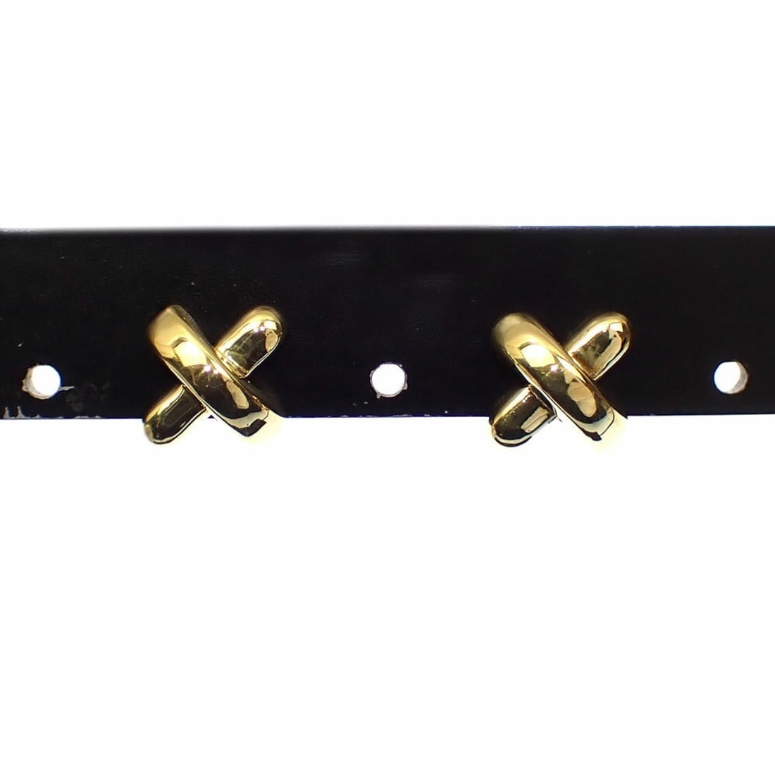 Tiffany Cross Stitch Earrings for Women, 18K Yellow Gold, 3.0g, 750: --- Catalog ---Category: SizeSize (HxWxD): 7.50mm x 7.50mm x 13.00mm / 0.30'' x 0.30'' x 0.51''Category: DesignType: Stud earringsColor: Yellow goldGender: WomenMaterial: Yellow gold (18K)Category: Ge