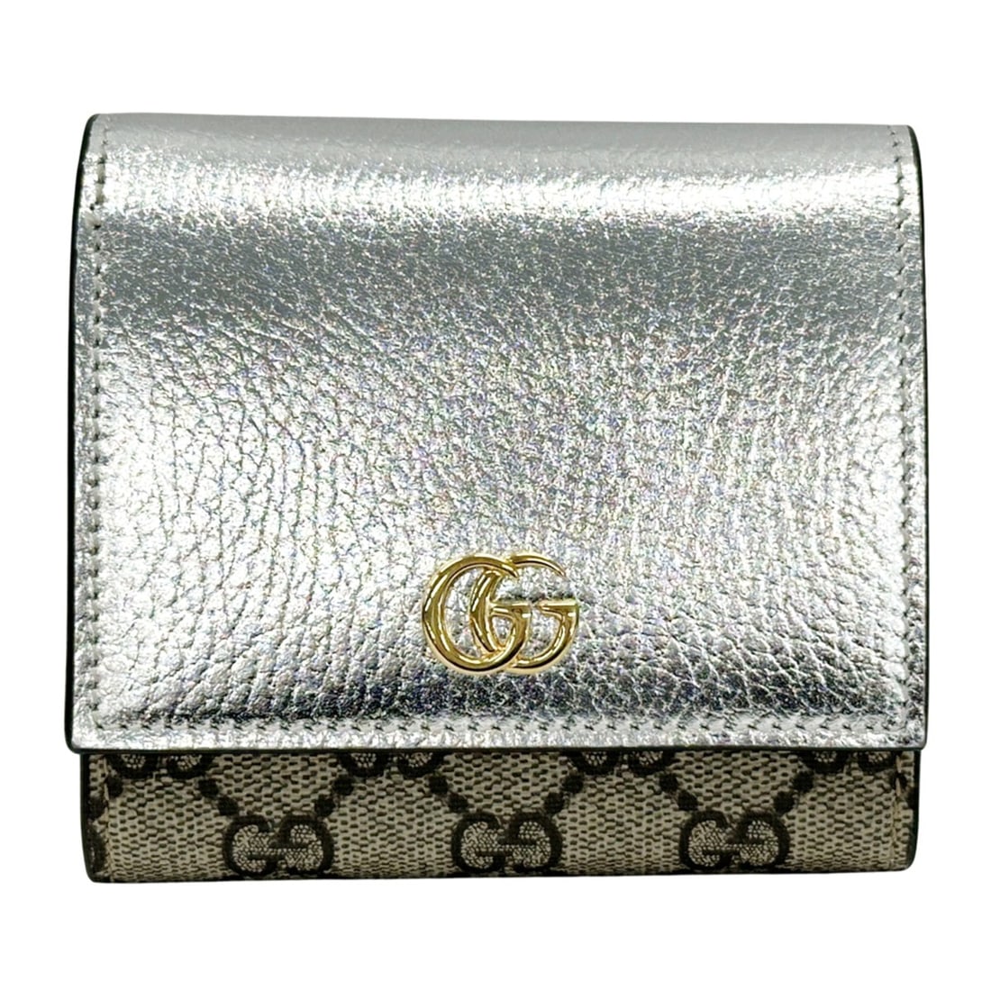 Gucci GG Supreme Petit Marmont Tri-fold Wallet (598587) for Men and Women, Silver Beige, Compact: --- Catalog ---Category: SizeSize (HxWxD): 10cm x 11cm x 4cm / 3.93'' x 4.33'' x 1.57''Category: DesignType: Wallet (tri-fold)Color: Beige, SilverGender: Men,WomenMaterial: PVC Category: GeneralMPN: 5