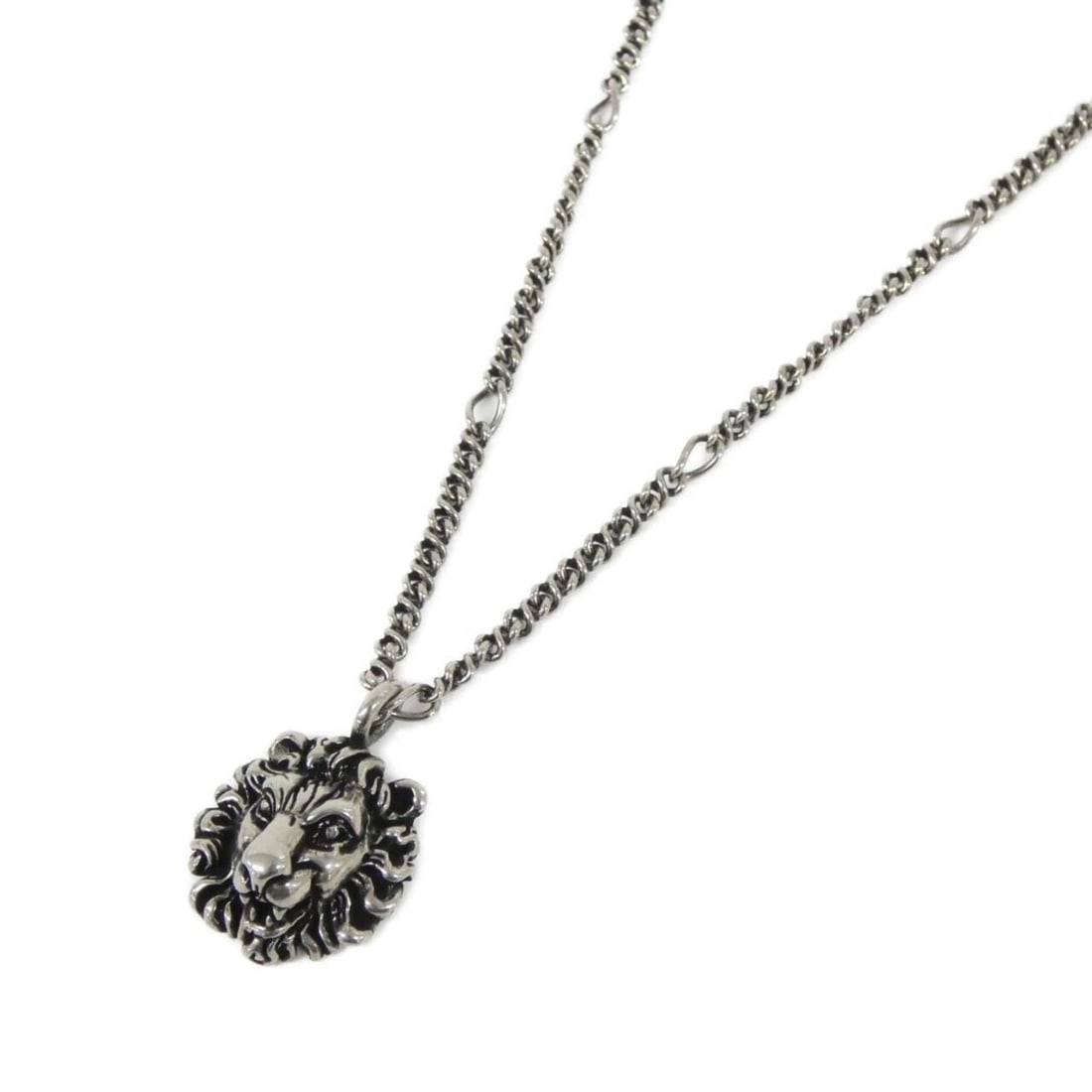 Gucci 410673 I4601 necklace: --- Catalog ---Category: SizePendant Size: 26mm x 20mm / 1.02'' x 0.78''Neck Circumference: 55 cm - 60 cm / 21.65'' - 23.62''Category: DesignColor: SilverGender: Women,MenNecklace Type: NecklaceCatego