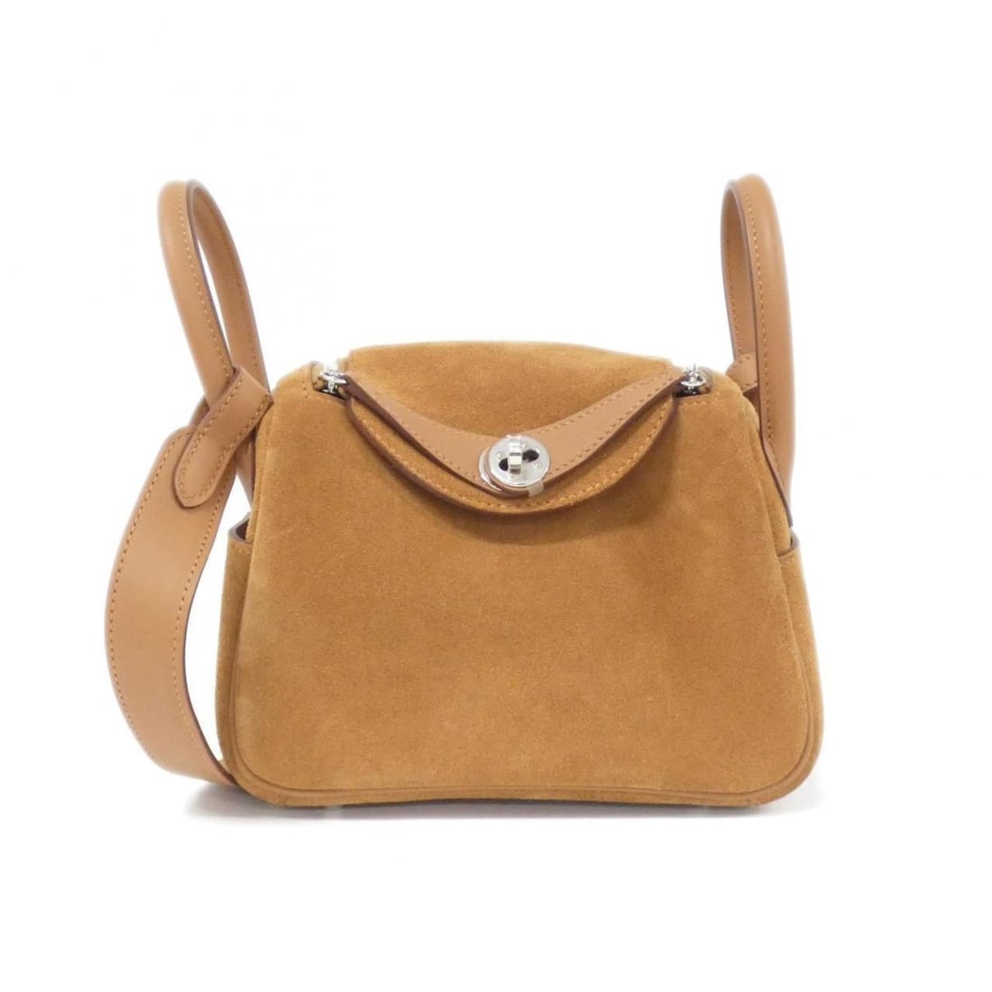 Hermes Hermès Lindy Mini 084505CK Shoulder Bag: --- Catalog ---Category: SizeSize (HxWxD): 12cm x 19cm x 9cm / 4.72'' x 7.48'' x 3.54''Category: DesignType: Shoulder bagColor: Brown, GoldGender: WomenMaterial: Swift leather Hardware Color: SilverCa