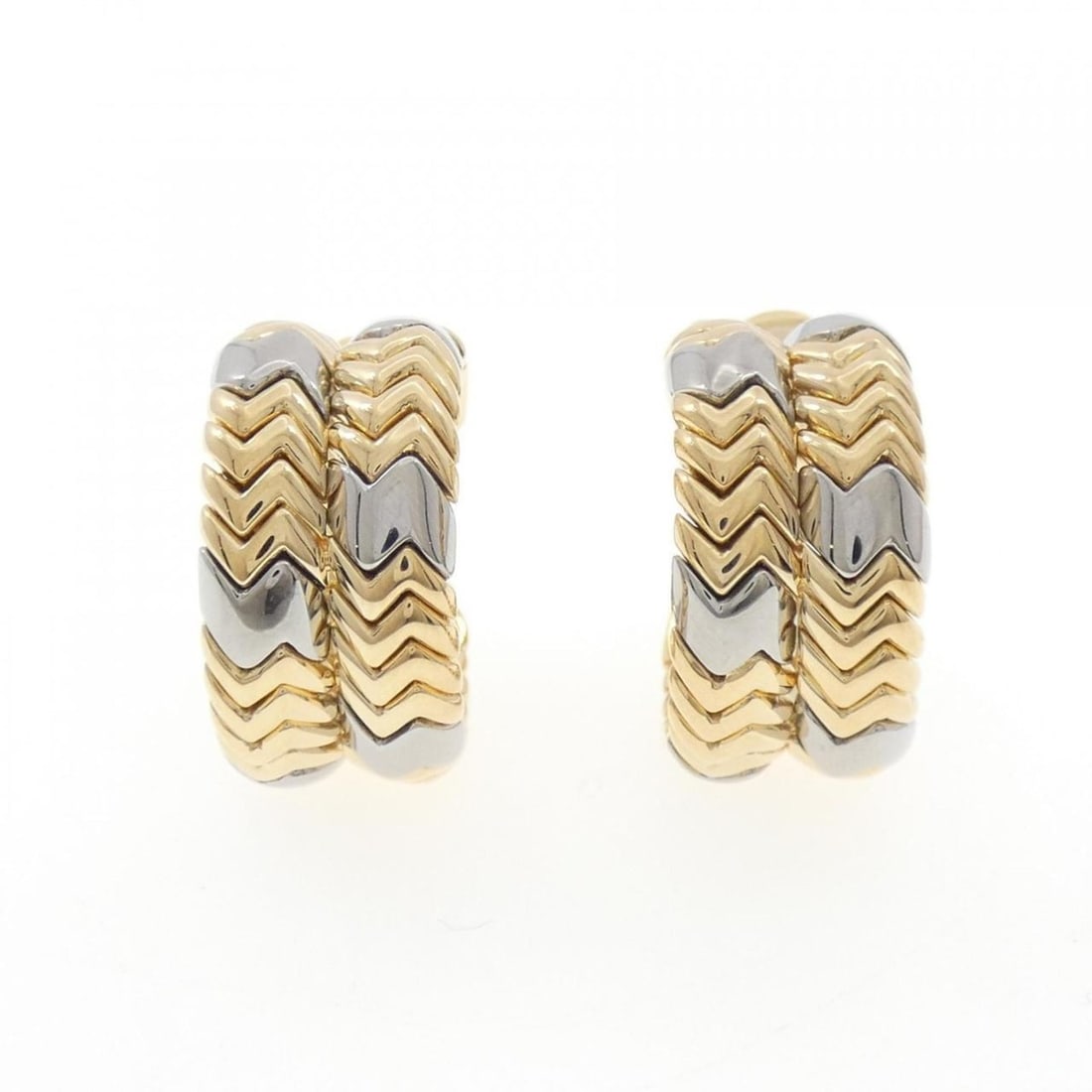 Bvlgari Spiga Earrings: --- Catalog ---Category: SizeSize (HxWxD): 21.80mm x 11.30mm / 0.86'' x 0.44''Category: DesignType: Clip earringsColor: Yellow, Yellow goldGender: WomenMaterial: Stainless steel, Yellow goldCategory: