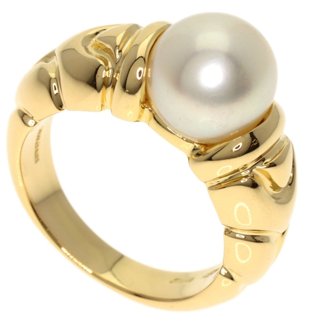 BVLGARI Paso Doppio Pearl Ring in 18K Yellow Gold for Women: --- Catalog ---Category: SizeJP Size: 9.5US Size: 5Category: DesignType: Band ringGender: WomenMaterial: Yellow gold (18K)Category: GeneralBrand: Bvlgari--- Item List ---Section: ConditionRanking: Ran