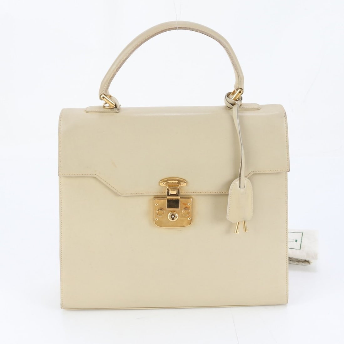 Gucci Ladylock 000 110 0192 Leather Handbag for Women: --- Catalog ---Category: SizeSize (HxWxD): 25cm x 29cm x 10cm / 9.84'' x 11.41'' x 3.93''Handle Length: 28cm / 11.02''Category: DesignType: HandbagColor: BeigeGender: WomenMaterial: Leather Category: