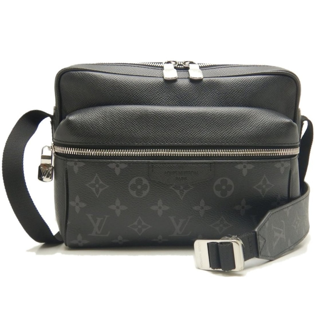 LOUIS VUITTON Taigarama Outdoor PM Shoulder Bag M30233 Noir Men's 253462: --- Catalog ---Category: SizeSize (HxWxD): 19cm x 25cm x 8cm / 7.48'' x 9.84'' x 3.14''Category: DesignType: Shoulder bagColor: NoirGender: Men,WomenMaterial: Taigarama , Leather Category: GeneralMPN: