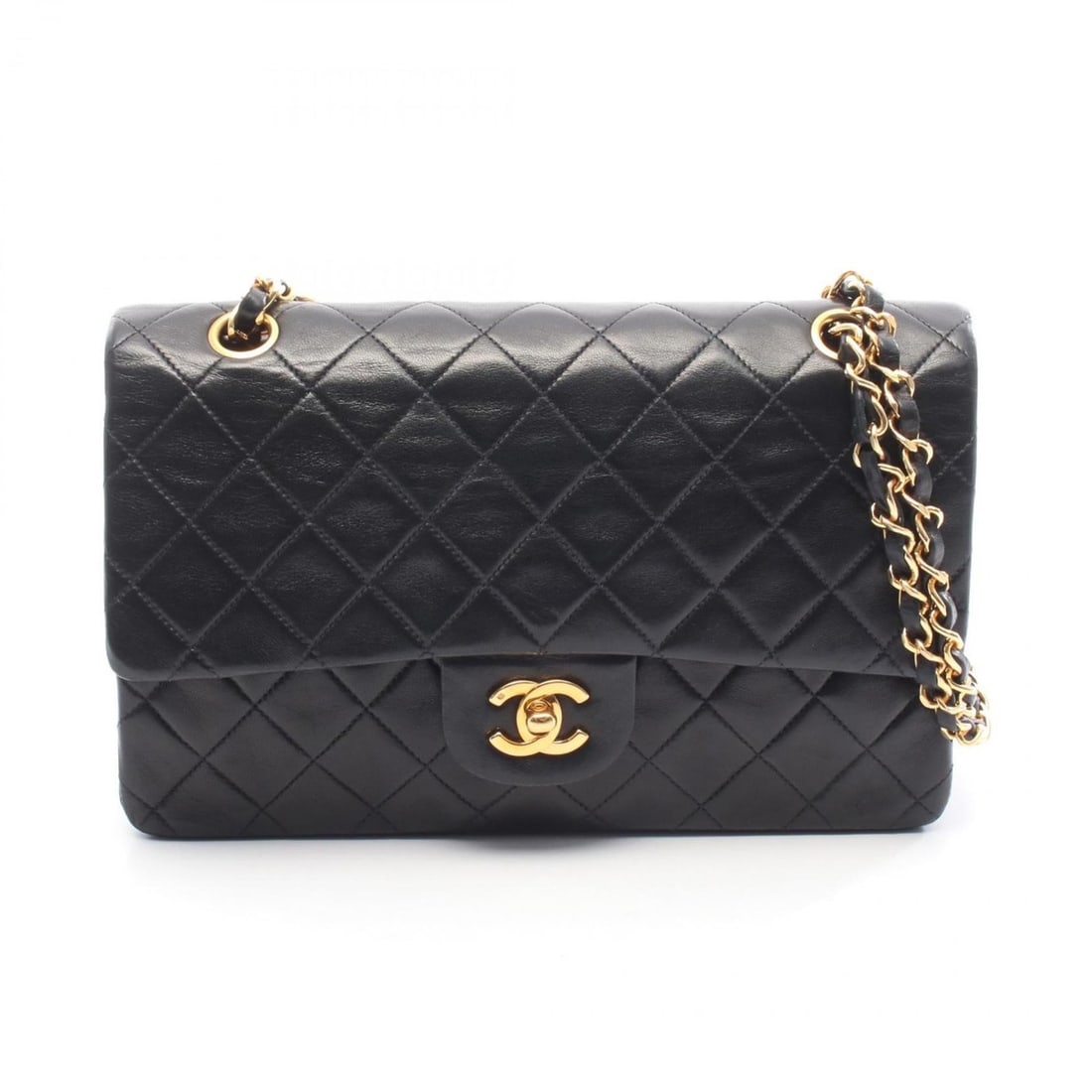CHANEL Matelasse Double Flap Shoulder Bag in Lambskin Leather, Black: --- Catalog ---Category: SizeSize (HxWxD): 16cm x 25cm x 6.5cm / 6.29'' x 9.84'' x 2.55''Category: DesignType: Shoulder bagColor: BlackGender: WomenMaterial: Leather Hardware Color: GoldLeather/Fur Ty