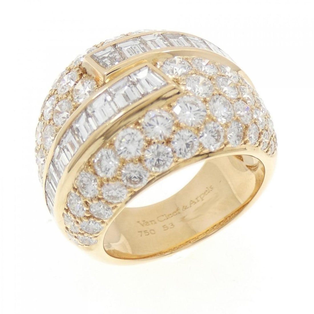 Van Cleef & Arpels Diamond B Ring: --- Catalog ---Category: SizeUS Size: 6.5Brand Size: 53Category: DesignType: Band ringStone: DiamondGender: WomenMaterial: Yellow gold (18K)Category: GeneralMPN: VCARA16453Brand: Van Cleef & Arpels---