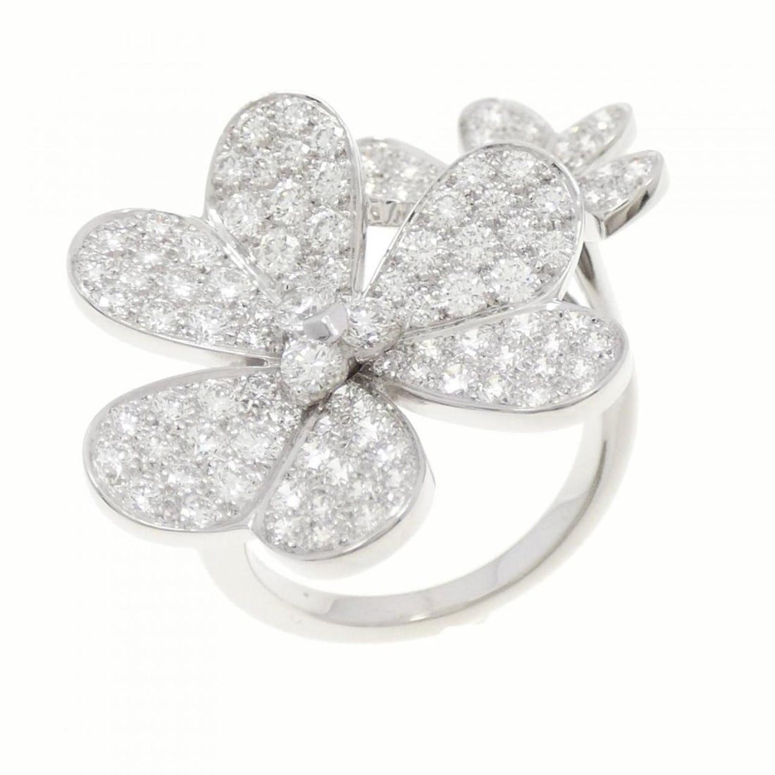 Van Cleef & Arpels Frivole Entree Les Doors Ring: --- Catalog ---Category: SizeUS Size: 6.5Brand Size: 53Category: DesignType: Band ringColor: White goldStone: DiamondGender: WomenMaterial: White gold (18K)Category: GeneralBrand: Van Cleef & Arpels--
