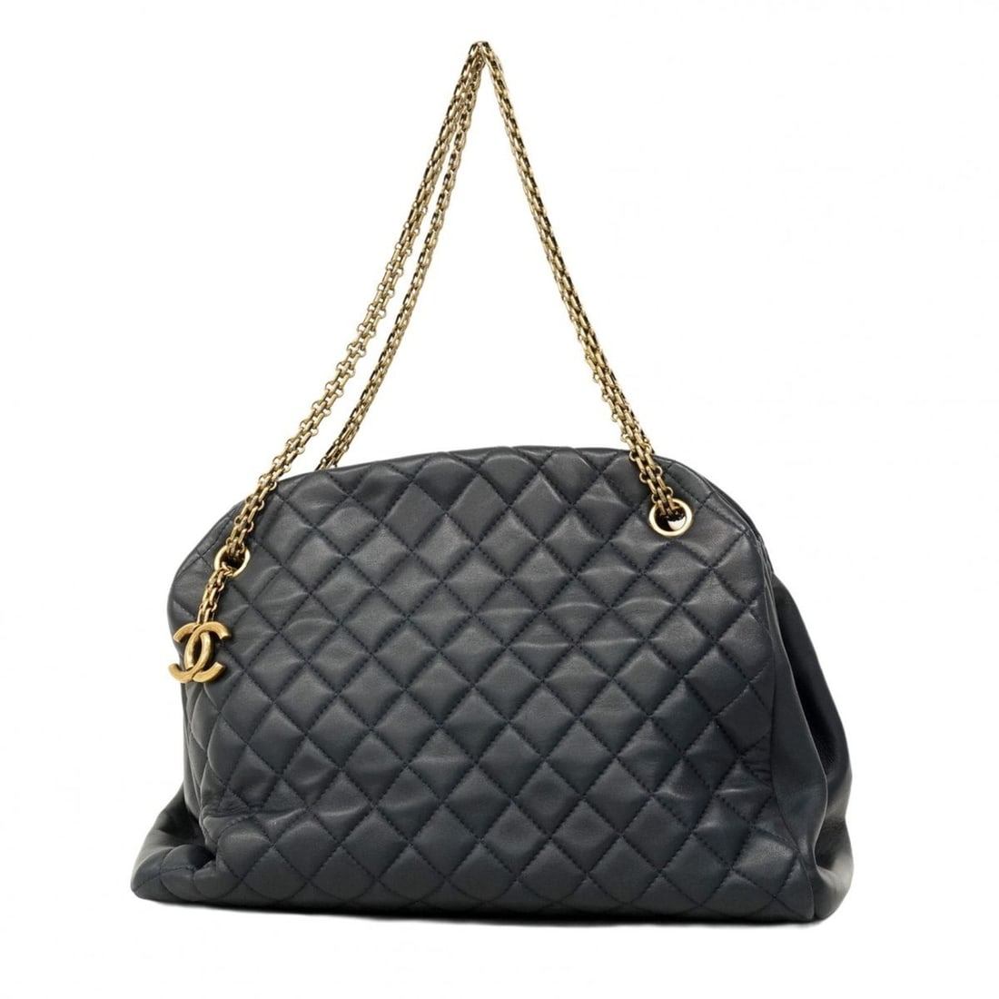 Chanel Matelasse Chain Shoulder Bag, Lambskin, Navy, Women's: --- Catalog ---Category: SizeSize (HxWxD): 24cm x 33cm x 13cm / 9.44'' x 12.99'' x 5.11''Category: DesignType: Shoulder bagColor: NavyGender: WomenMaterial: Leather Hardware Color: GoldLeather/Fur Typ