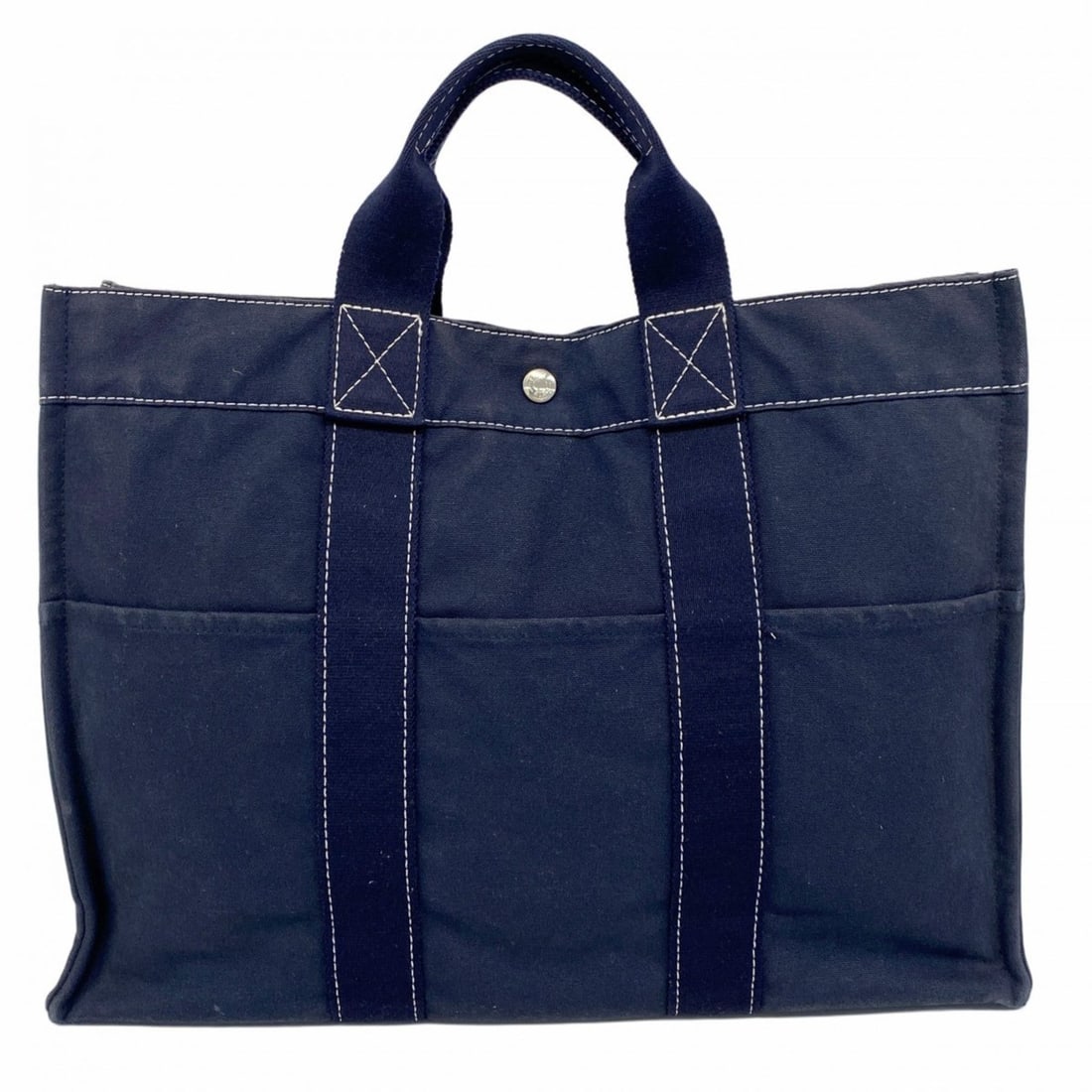 Hermes Hermès Deauville MM Tote Bag in Navy Canvas for Women: --- Catalog ---Category: SizeSize (HxWxD): 32cm x 42cm x 10cm / 12.59'' x 16.53'' x 3.93''Category: DesignType: Tote bagColor: NavyGender: WomenMaterial: Canvas Hardware Color: SilverCategory: General