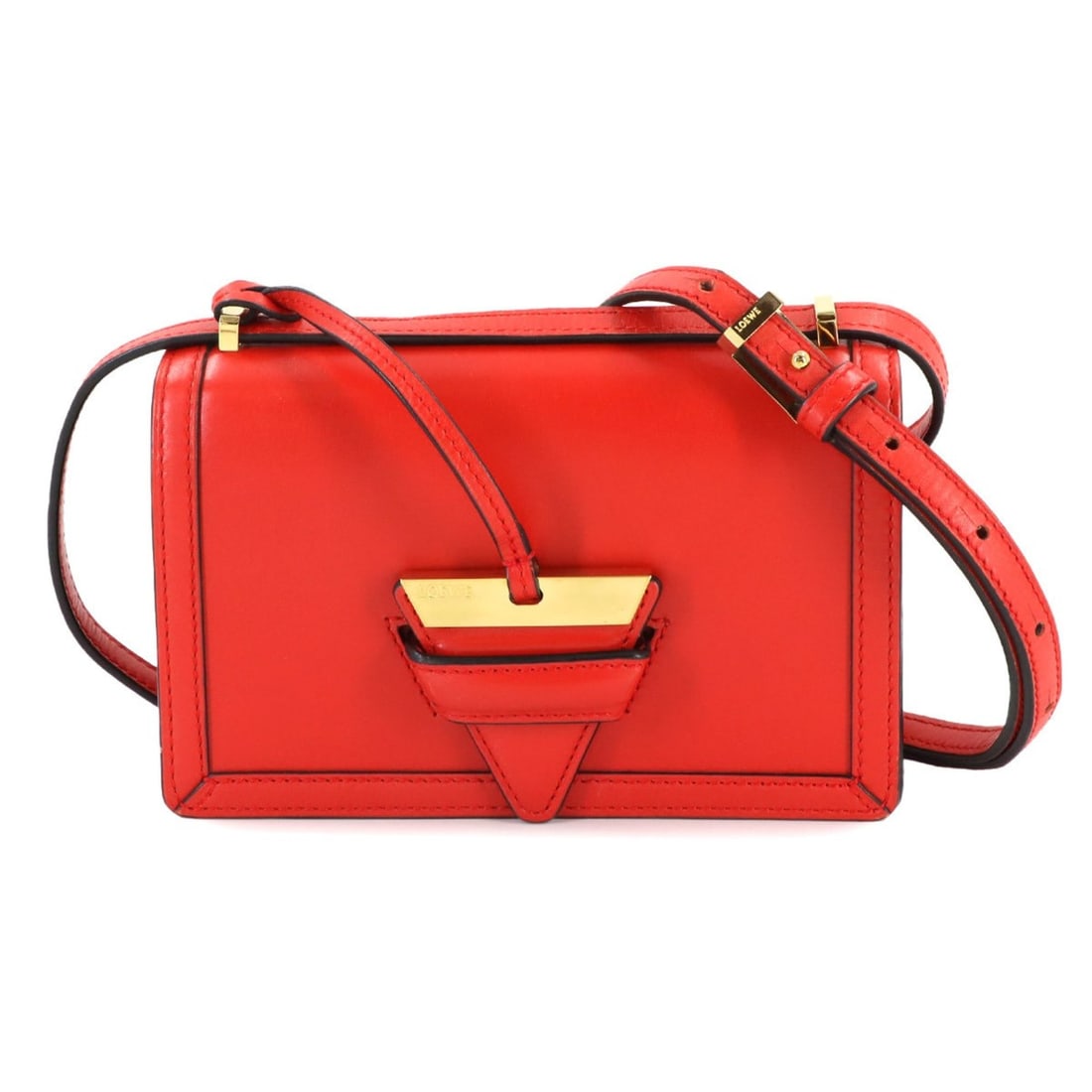 LOEWE Barcelona Small Shoulder Bag in Red Leather with Gold Hardware: --- Catalog ---Category: SizeSize (HxWxD): 11.5cm x 19cm x 7cm / 4.52'' x 7.48'' x 2.75''Category: DesignType: Shoulder bagColor: Red colorGender: WomenMaterial: Leather Category: GeneralBrand: Loewe-