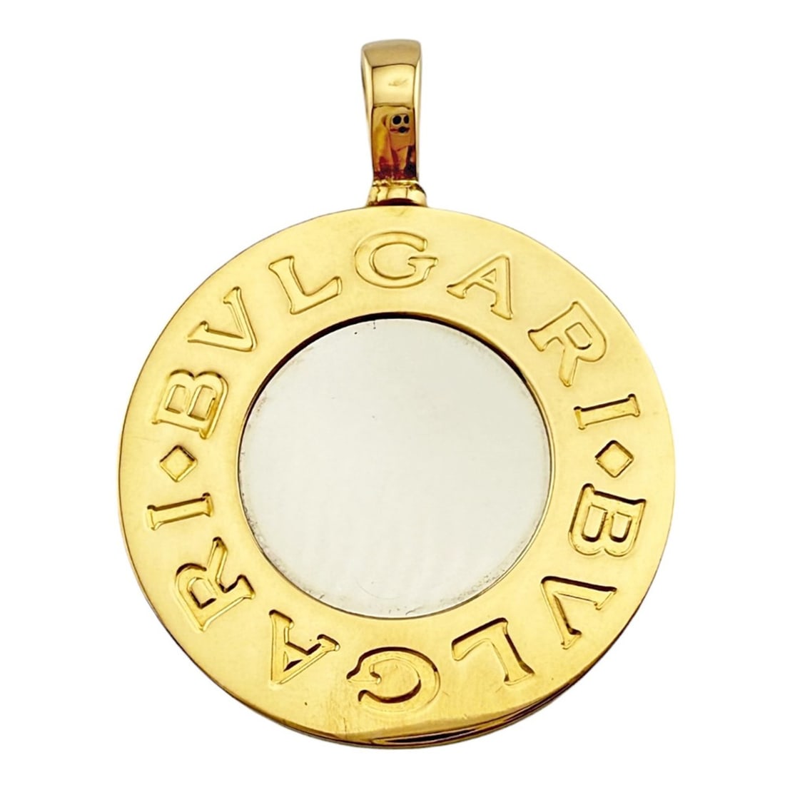 BVLGARI Pendant Top 18K Gold Men's Women's Pre-owned: --- Catalog ---Category: SizePendant Size: 47mm x 34.5mm / 1.85'' x 1.35''Category: DesignColor: Gold, SilverGender: Men,WomenMaterial: Stainless steel, Yellow gold (18K)Necklace Type: PendantCategory