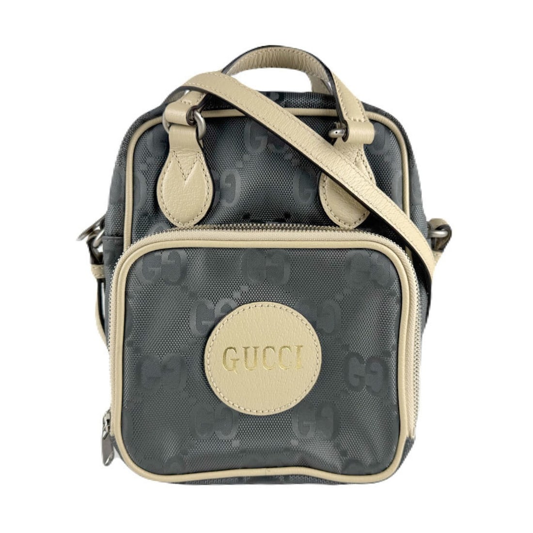 Gucci Off the Grid shoulder bag/handbag in nylon/leather, gray/beige, men's, 625850 z7944: --- Catalog ---Category: SizeSize (HxWxD): 20cm x 15cm x 7cm / 7.87'' x 5.9'' x 2.75''Category: DesignType: Handbag, Shoulder bagColor: Beige, GrayGender: MenMaterial: Nylon , Leather Category: Genera