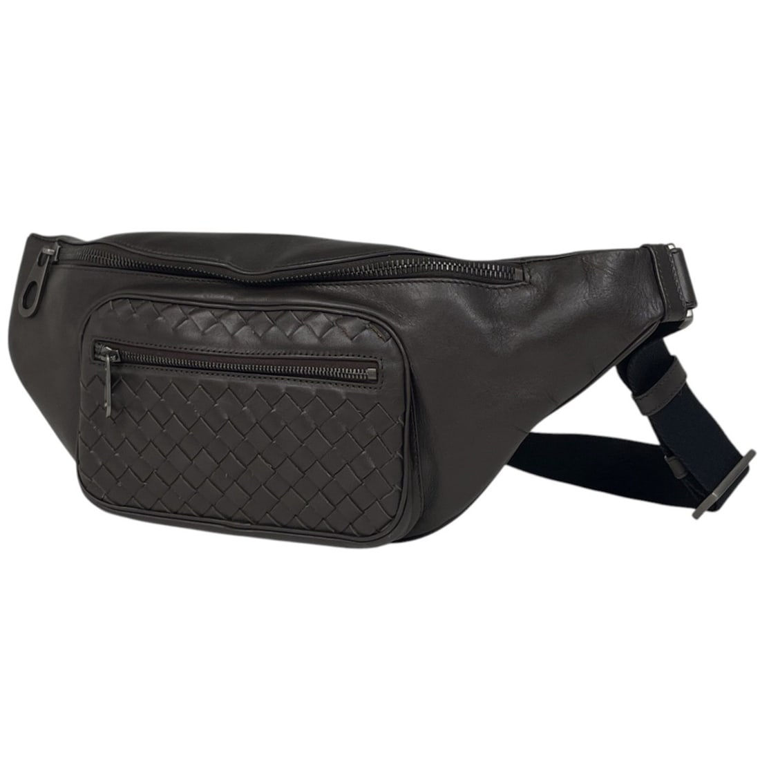 Bottega Veneta Intrecciato Waist Bag, Pouch, Braided Mesh, Nappa Leather, Brown, Women's: --- Catalog ---Category: SizeSize (HxWxD): 13cm x 18cm x 4cm / 5.11'' x 7.08'' x 1.57''Category: DesignType: Fanny pack, PouchColor: BrownGender: WomenMaterial: Leather Category: GeneralBrand: Bottega