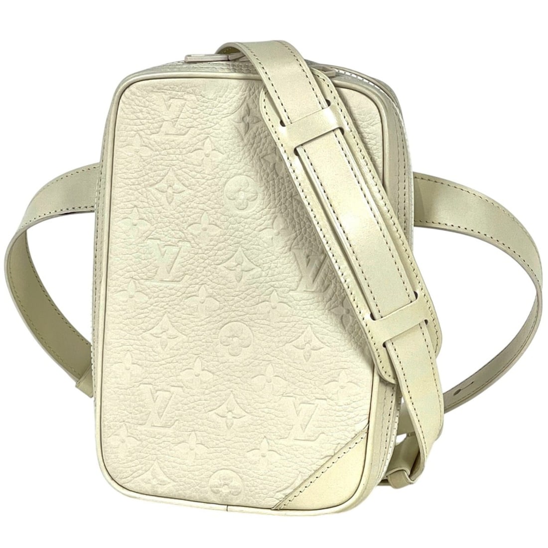 Louis Vuitton Utility Side Bag, Shoulder Waist Monogram Body Taurillon, White, M53297, Women's: --- Catalog ---Category: SizeSize (HxWxD): 23.5cm x 15cm x 5.5cm / 9.25'' x 5.9'' x 2.16''Category: DesignType: Fanny pack, Shoulder bagColor: WhiteGender: WomenMaterial: Leather Leather/Fur Type: Tau