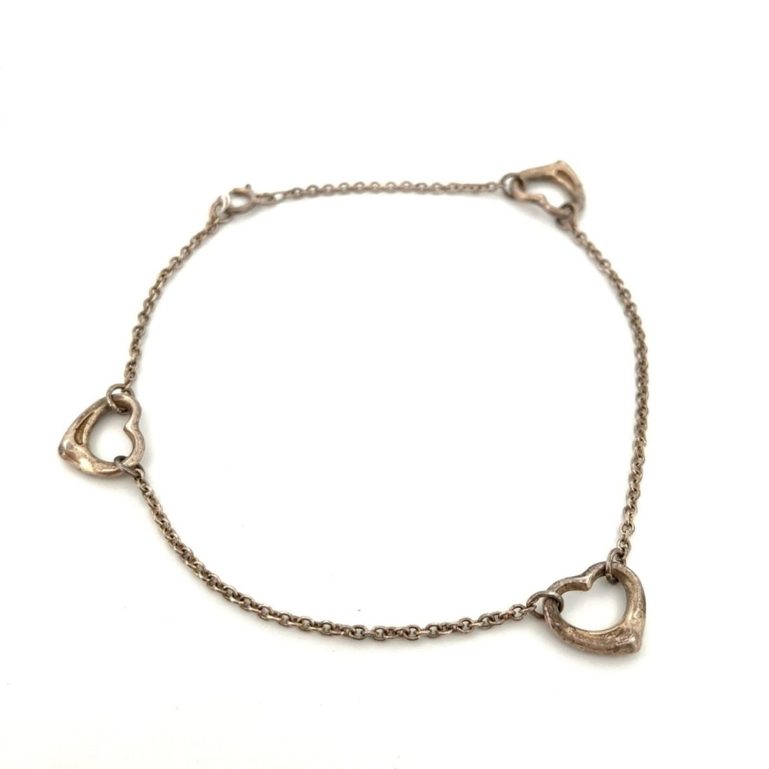 TIFFANY & CO. Tiffany Open Heart Bracelet in SV925 Silver with a 3-Piece Motif (1 of 10)