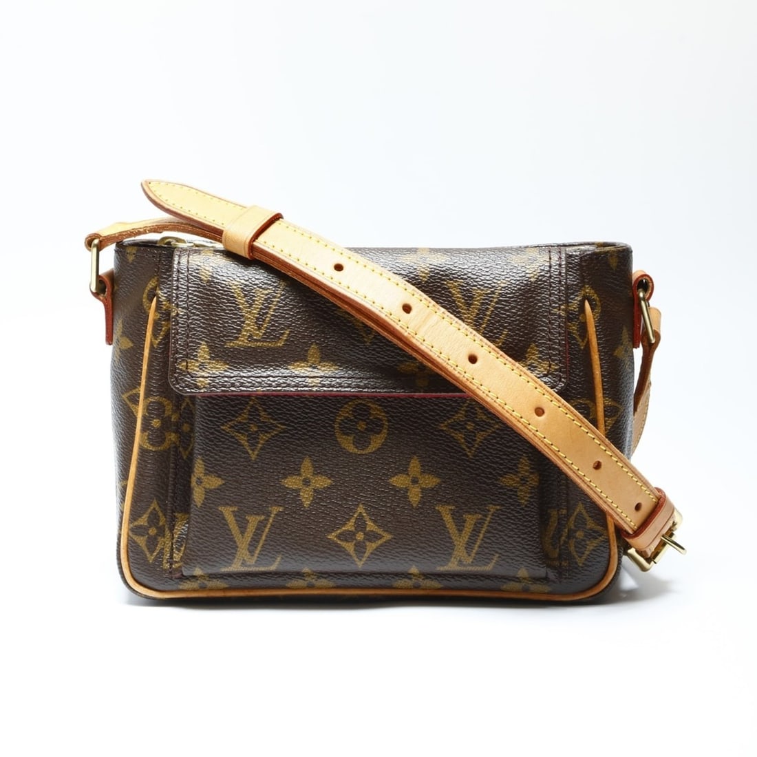 Louis Vuitton 2003 Monogram Viva Cite PM Shoulder Bag, Brown: --- Catalog ---Category: SizeSize (HxWxD): 14cm x 19cm x 8cm / 5.51'' x 7.48'' x 3.14''Strap Length: 108cm - 122cm / 42.51'' - 48.03''Category: DesignType: Shoulder bagColor: BrownGender: WomenMateria