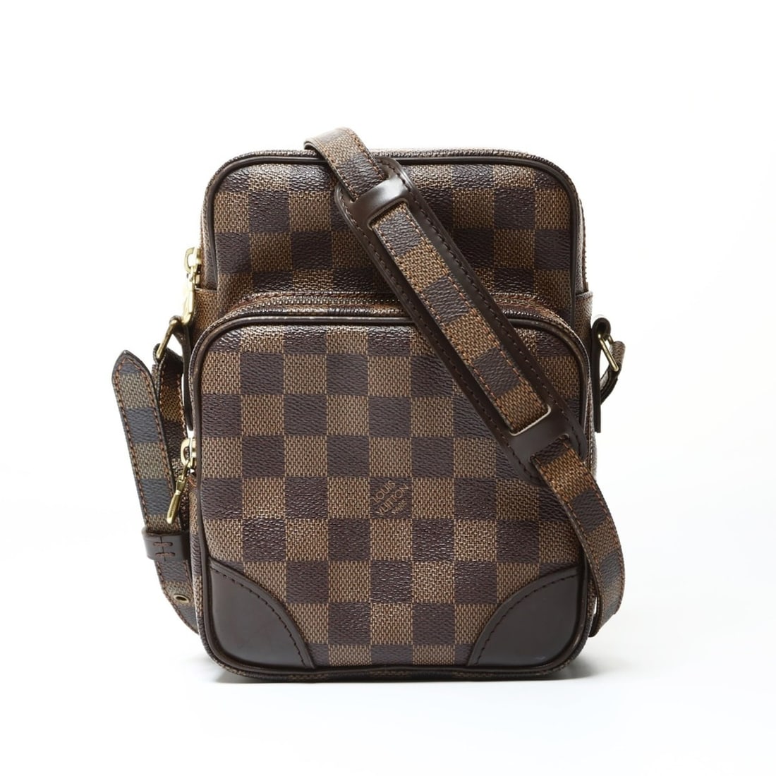 Louis Vuitton 2009 Amazon Special Order Shoulder Bag Brown: --- Catalog ---Category: SizeSize (HxWxD): 21cm x 15cm x 9cm / 8.26'' x 5.9'' x 3.54''Strap Length: 115cm - 133cm / 45.27'' - 52.36''Category: DesignType: Shoulder bagColor: BrownGender: WomenCategory