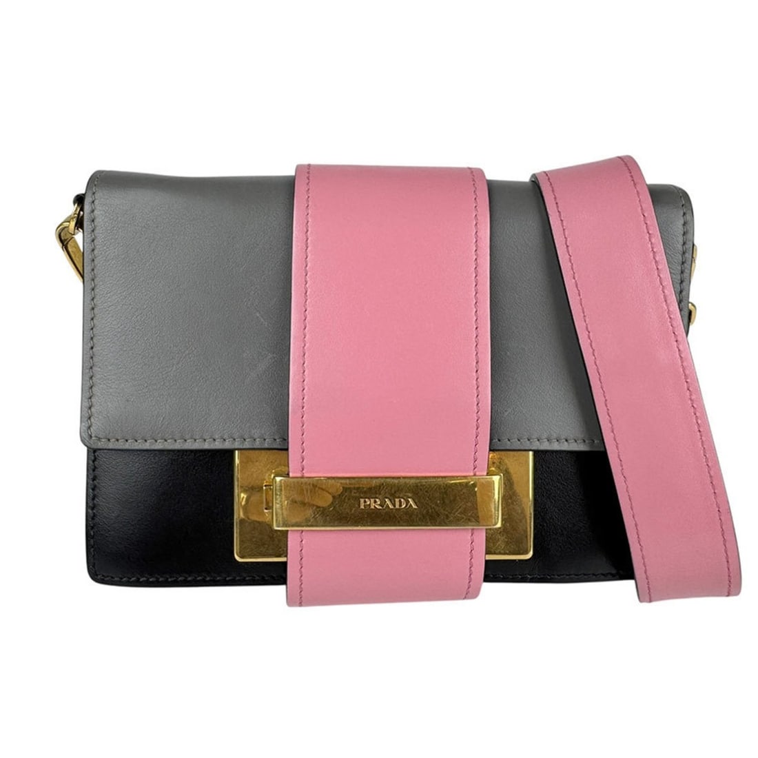 Prada PRADA Shoulder Bag Leather Pink/Gray/Black Gold Women's Z5591: --- Catalog ---Category: SizeSize (HxWxD): 15cm x 22cm x 4cm / 5.9'' x 8.66'' x 1.57''Category: DesignType: Shoulder bagColor: Black, Gray, PinkGender: WomenMaterial: Leather Category: GeneralBrand: P