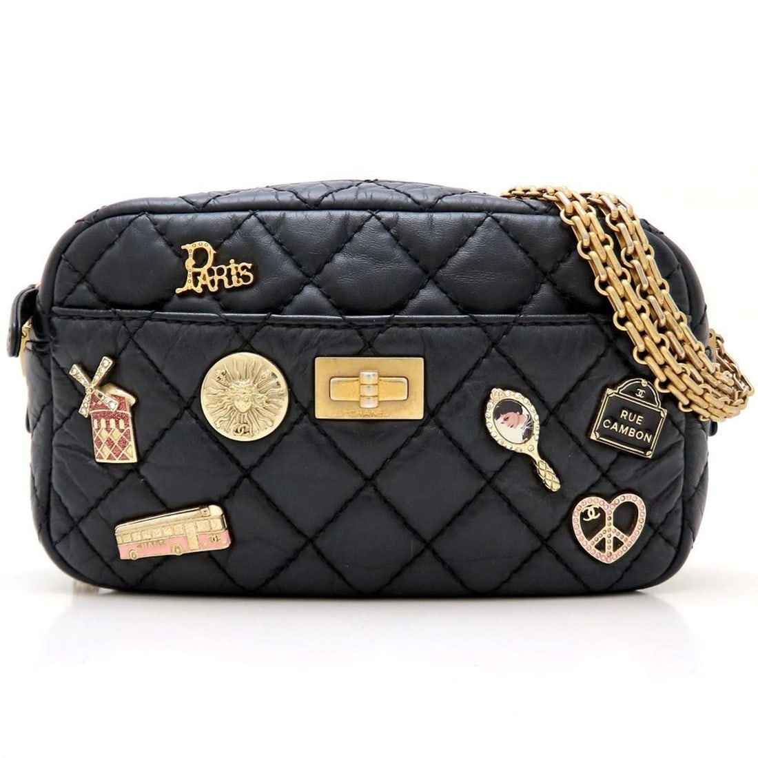 CHANEL Camera Bag with 2.55 Icon Charm in Aged Calfskin, A91768, Black, Women's Shoulder Bag, 353051: --- Catalog ---Category: SizeSize (HxWxD): 11cm x 18cm x 5cm / 4.33'' x 7.08'' x 1.96''Strap Length: 126cm / 49.6''Category: DesignType: Shoulder bagColor: BlackGender: WomenClosure: ZipperMaterial: L