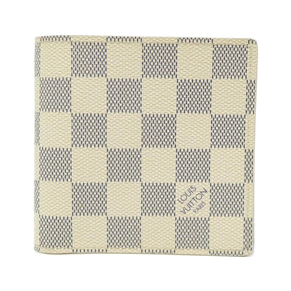Louis Vuitton Damier Azur Portefeuille Marco N60018 Wallet: --- Catalog ---Category: SizeSize (HxWxD): 11cm x 11cm x 2.5cm / 4.33'' x 4.33'' x 0.98''Category: DesignType: Wallet (bi-fold)Color: Azur, Damier AzurGender: Women,Men,UnisexMaterial: Damier Azur Cat