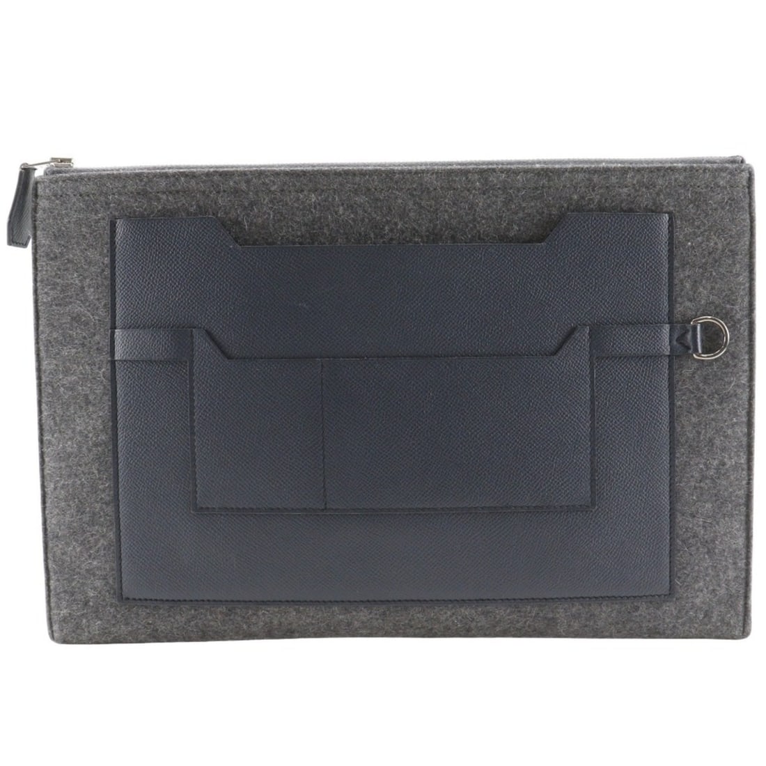 Hermes Too Doo 37 Clutch Bag Felt 2017 Gray A A5 Zipper Unisex: --- Catalog ---Category: SizeSize (HxWxD): 24cm x 36cm x 1cm / 9.44'' x 14.17'' x 0.39''Category: DesignType: Clutch bagColor: Gray, NavyGender: Women,MenMaterial: Felt Category: GeneralBrand: Hermes-